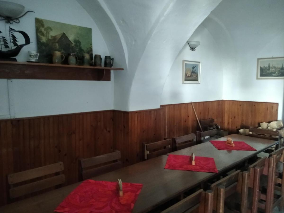 Penzion U Jezu Dobronice Zewnętrze zdjęcie